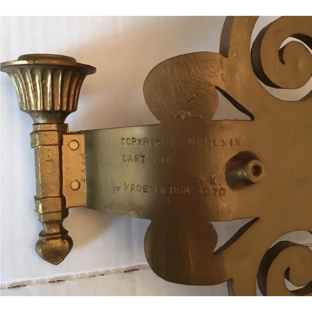 Antique-Style Gold Decorative Wall Hooks - Ornamental Metal Accent - Picture 6 of 12
